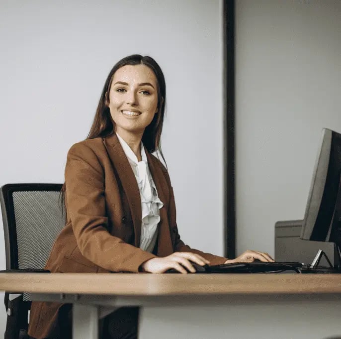 woman-laptop-office